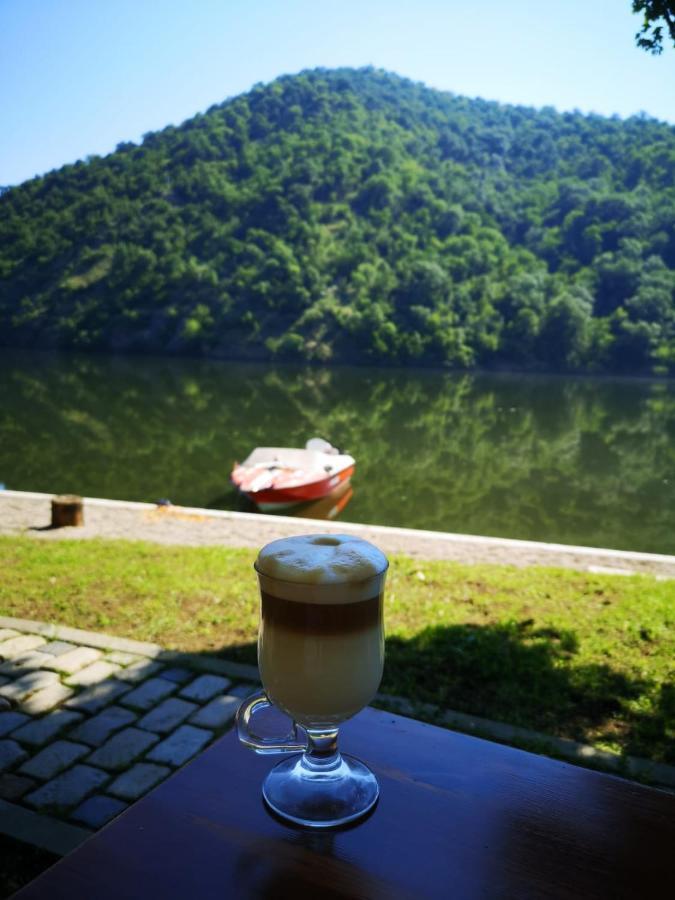 Cabana Bahna Ilovita Exteriér fotografie